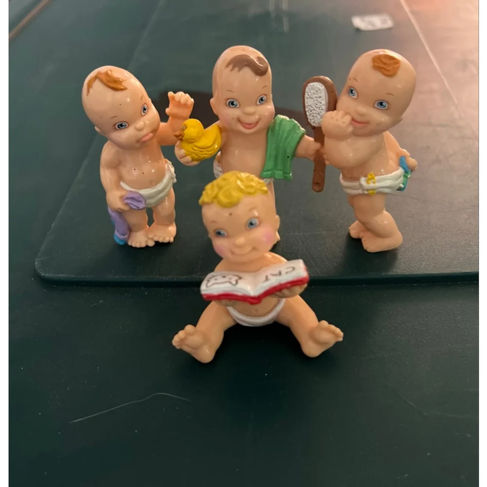 Vintage 1991 Galoob Magic Diaper Babies Lot of 4 Baby Figures EUC